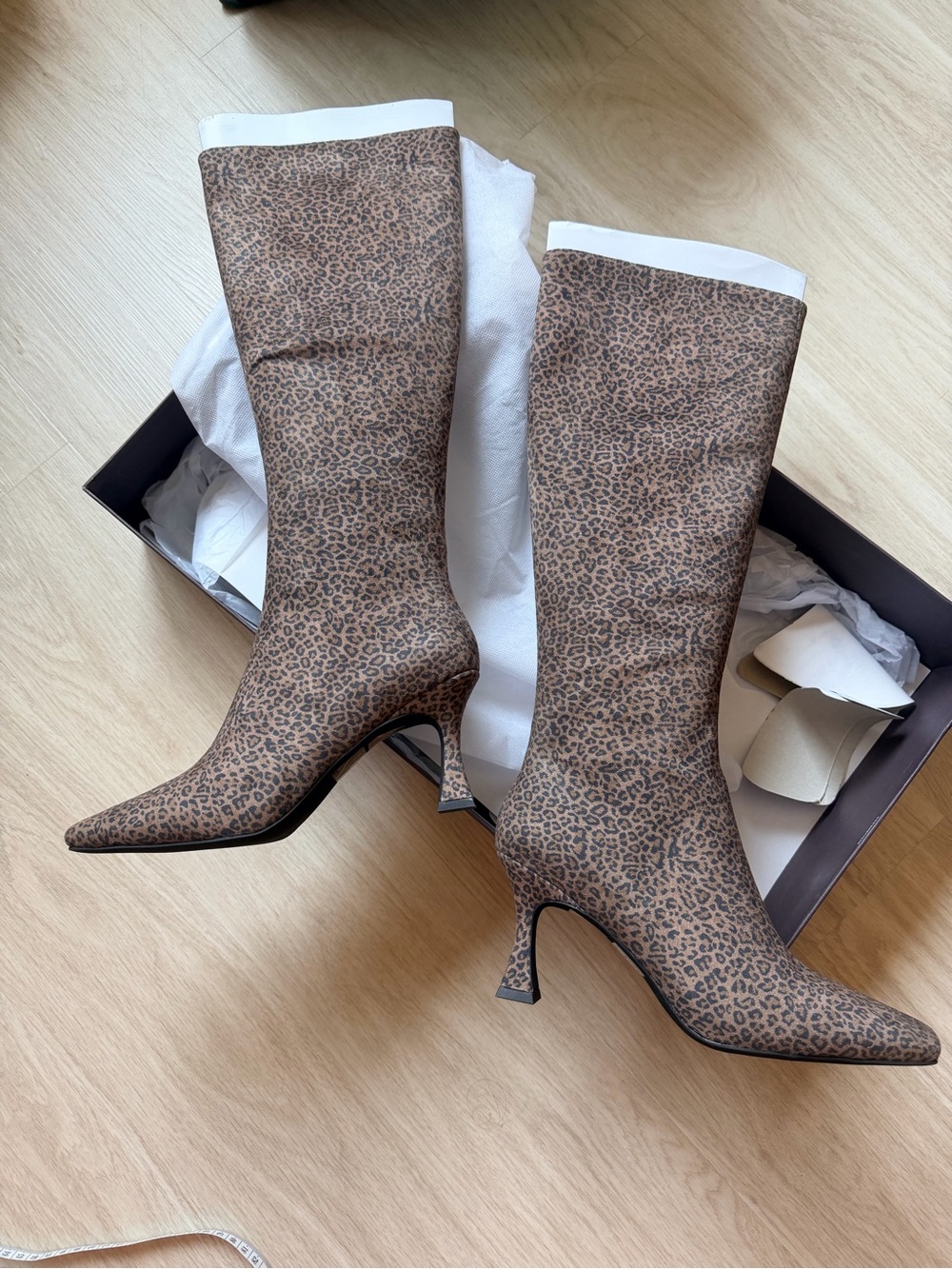 NWT - Jeffrey Campbell Checkmate
Boots - Cheetah Suede